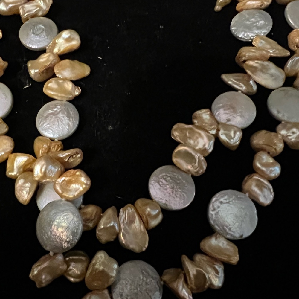 Ladies necklace